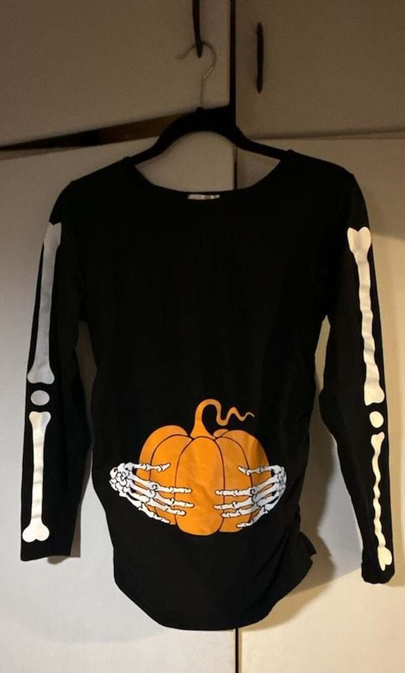 Ehome Maternity Halloween Shirt Size Medium Black Long Sleeve Pumpkin In The Ove